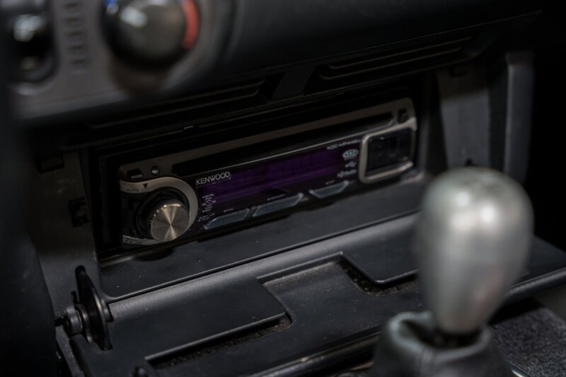 Used 2000 Honda S2000 image 15