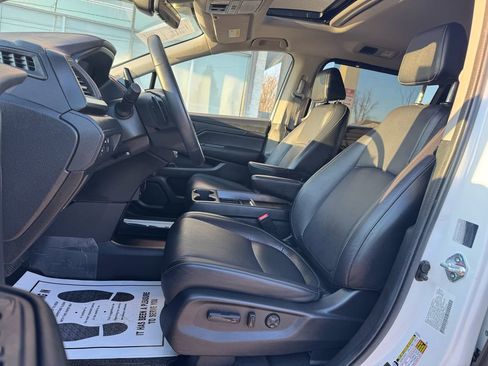 Used 2024 Honda Odyssey EX-L image 16
