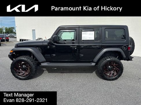 Used 2022 Jeep Wrangler Unlimited Sport AWD/4WD image 4
