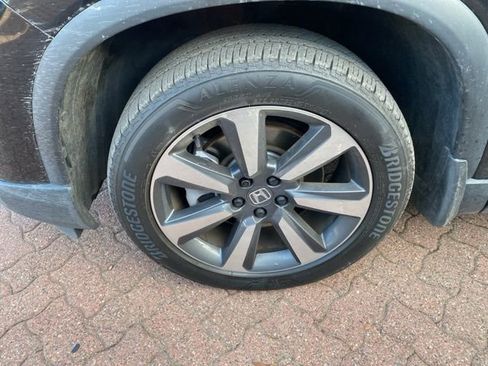 Certified 2024 Honda Pilot Elite image 10