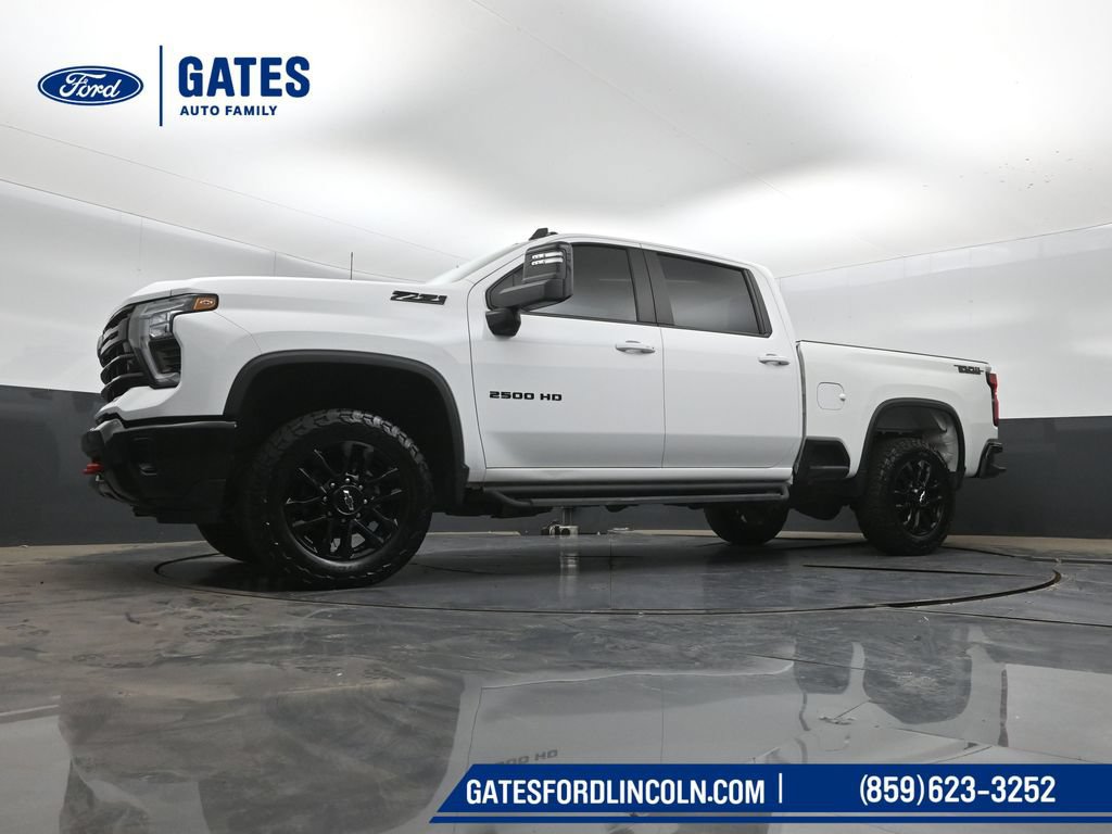 Used 2025 Chevrolet Silverado 2500 LT w/ Trail Boss Package AWD/4WD image 42