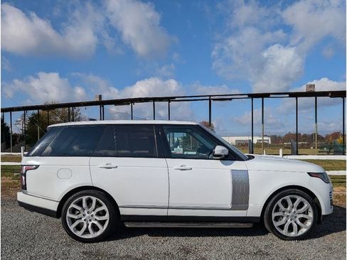 Used 2019 Land Rover Range Rover HSE image 8