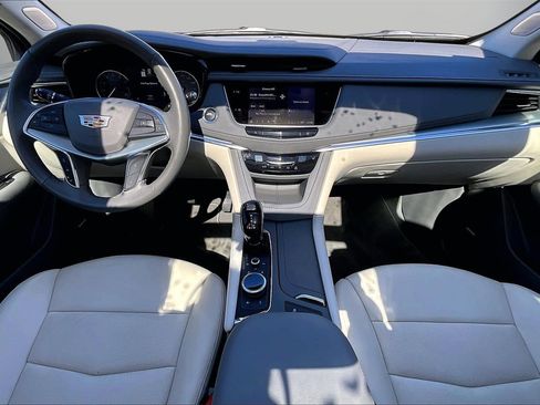 Used 2024 Cadillac XT5 Premium Luxury image 15