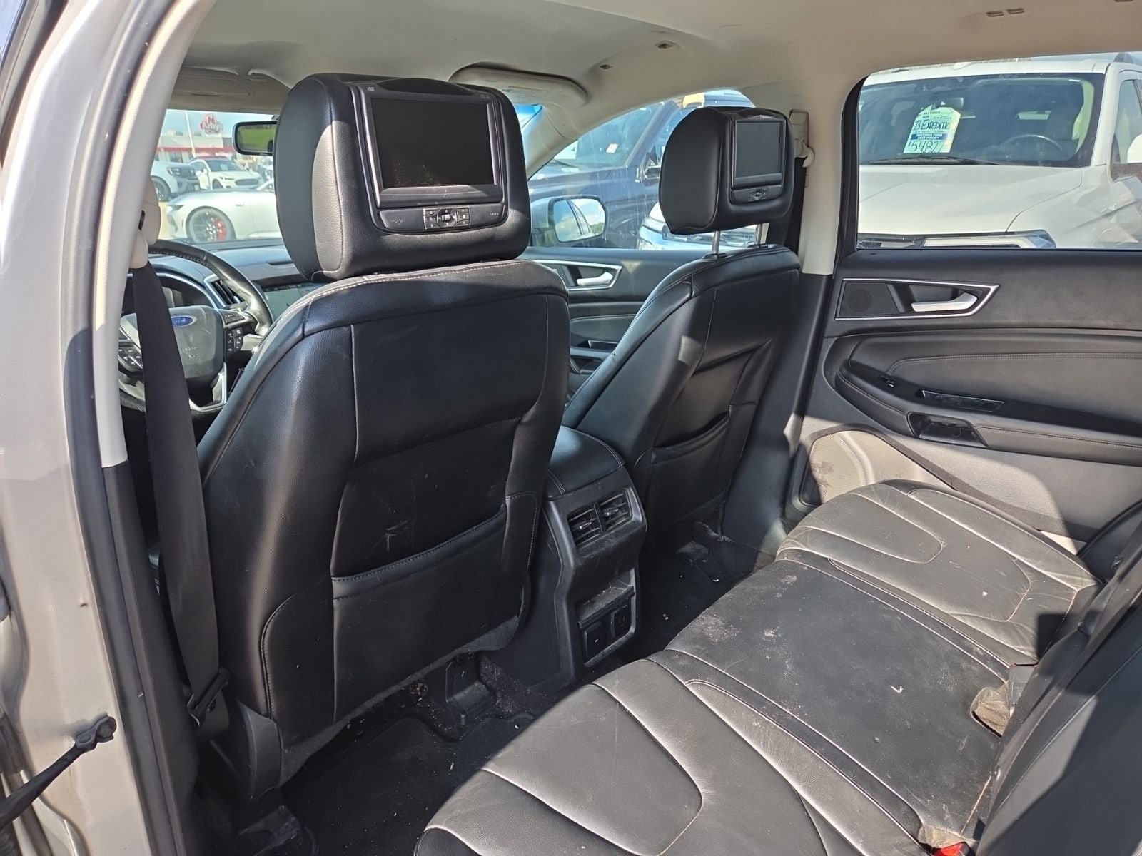 Used 2016 Ford Edge Titanium w/ Technology Package AWD/4WD image 13