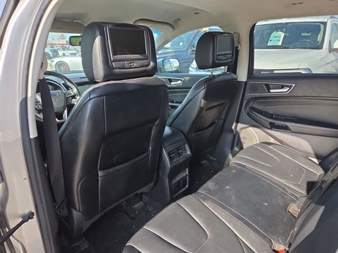 Used 2016 Ford Edge Titanium w/ Technology Package AWD/4WD image 13