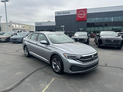 Used 2024 Volkswagen Jetta SE