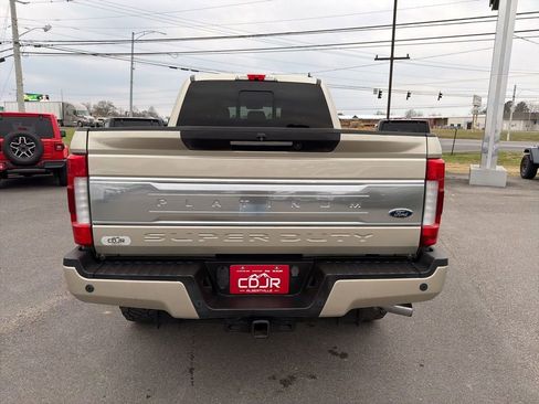 Used 2017 Ford F250 Platinum w/ Platinum Ultimate Package image 8