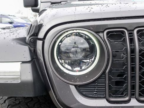 Used 2023 Jeep Wrangler Unlimited Rubicon 4xe image 3