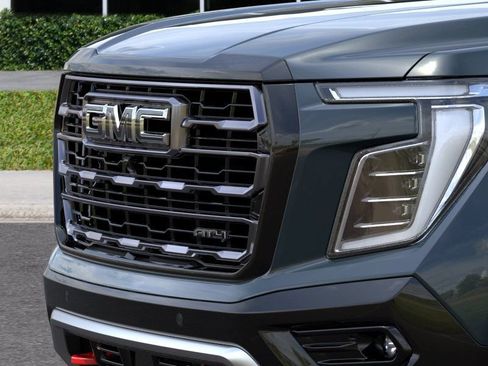 New 2026 GMC Yukon AT4 Ultimate w/ LPO, Floor Liner Package AWD/4WD image 13