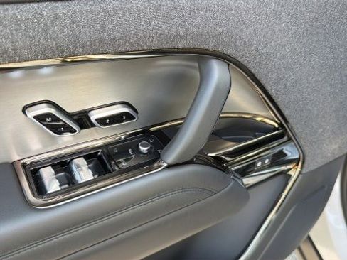 Used 2024 Land Rover Range Rover Sport Dynamic SE image 22