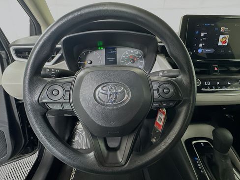 Used 2024 Toyota Corolla LE FWD image 15