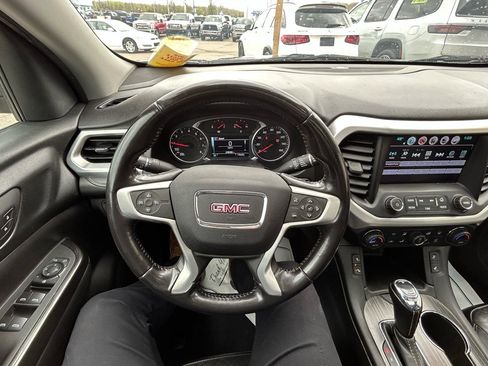 Used 2018 GMC Acadia SLT w/ LPO, Floor Liner Package FWD image 31