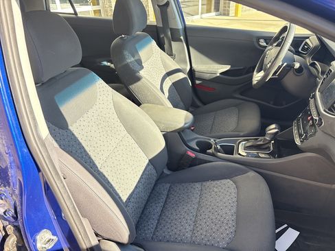 Used 2019 Hyundai Ioniq SEL image 31