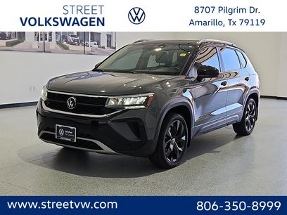 Certified 2023 Volkswagen Taos SE w/ Panoramic Sunroof Package