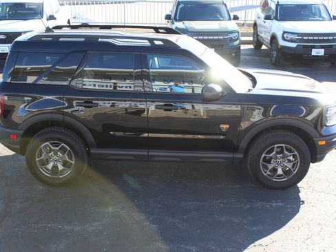 Used 2024 Ford Bronco Sport Badlands image 8