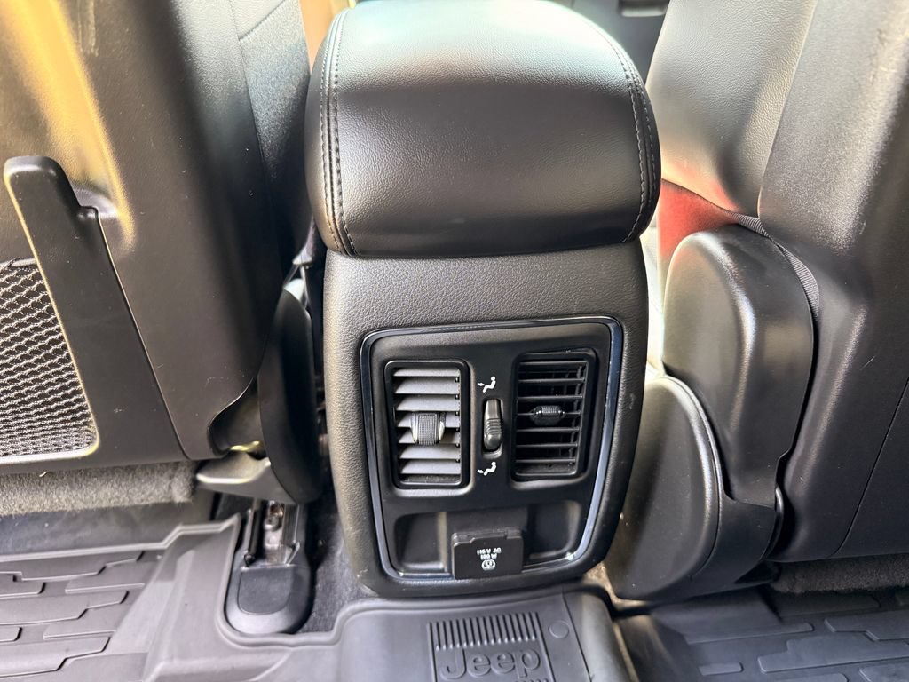 Used 2021 Jeep Grand Cherokee Altitude AWD/4WD image 25
