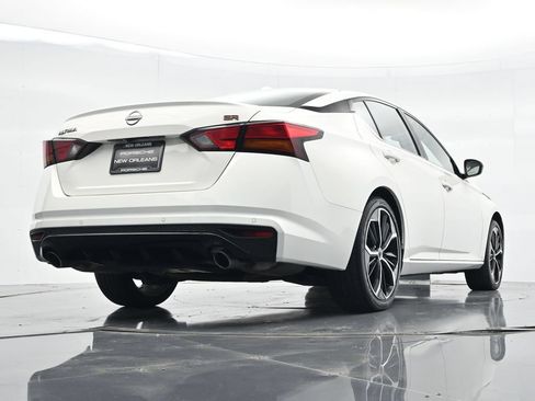 Used 2025 Nissan Altima 2.5 SR FWD image 20