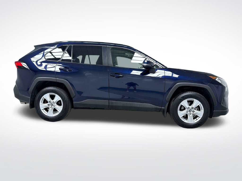 Used 2019 Toyota RAV4 XLE w/ Convenience Package AWD/4WD image 10