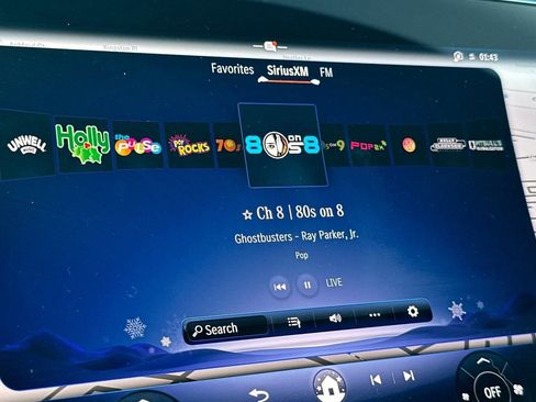 Certified 2022 Mercedes-Benz EQS 580 4MATIC Sedan image 24