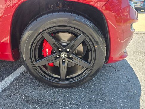 Used 2014 Jeep Grand Cherokee SRT8 w/ Luxury Group II AWD/4WD image 13