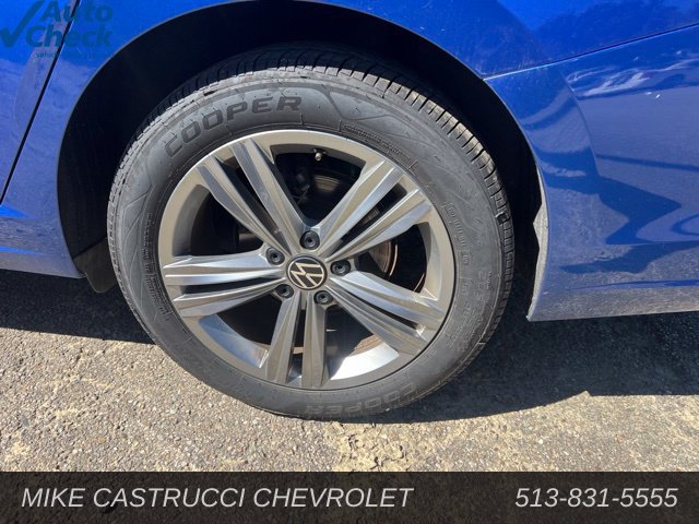 Used 2024 Volkswagen Jetta SE FWD image 6