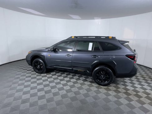 Used 2022 Subaru Outback Wilderness image 6