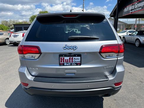Used 2021 Jeep Grand Cherokee Laredo AWD/4WD image 7