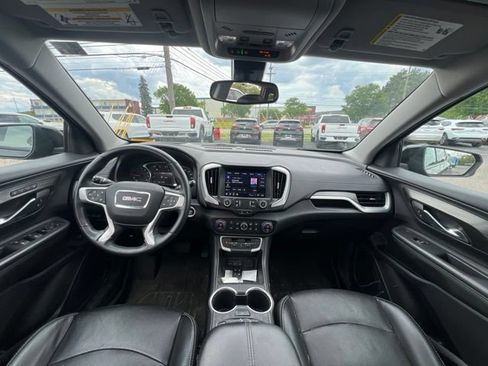 Used 2023 GMC Terrain SLT w/ Tech Package AWD/4WD image 15