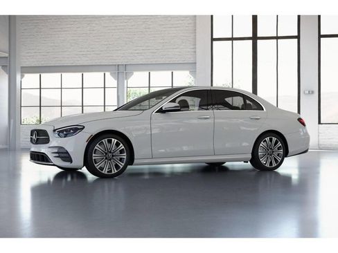 Certified 2023 Mercedes-Benz E 450 4MATIC Sedan image 38