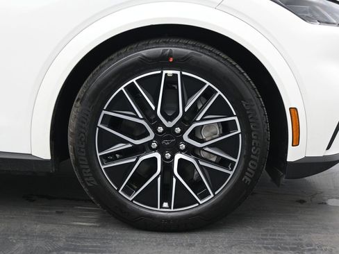 New 2025 Ford Mustang Mach-E Premium image 22