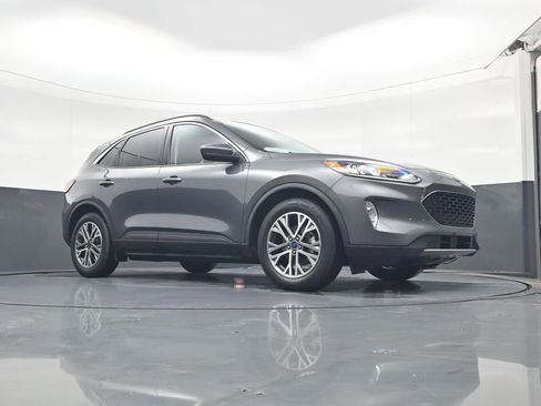Used 2022 Ford Escape SEL FWD image 16