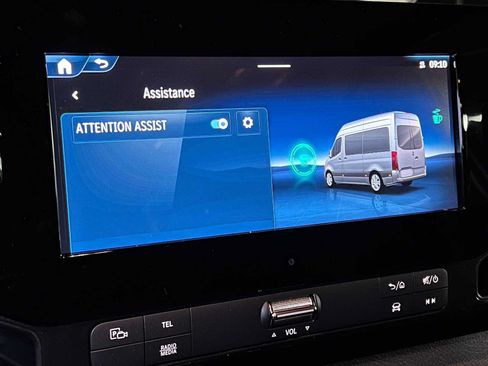 Used 2025 Mercedes-Benz Sprinter 2500 image 35