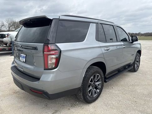 Used 2024 Chevrolet Tahoe Z71 w/ Luxury Package image 7