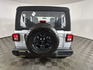 Used 2024 Jeep Wrangler Sport AWD/4WD video 3