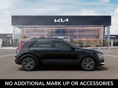 New 2026 Kia Niro LX FWD image 7