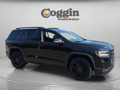 Certified 2023 GMC Acadia SLE w/ Driver Convenience Package FWD image 7