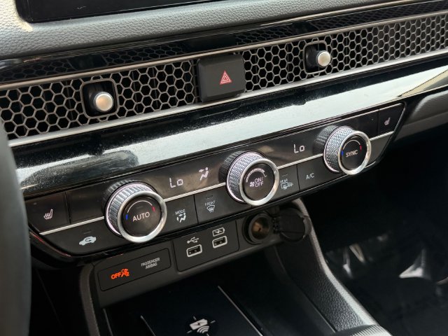Certified 2024 Honda Civic Touring image 26