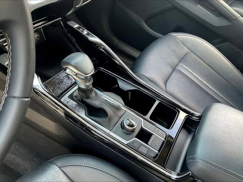 Used 2022 Kia Sorento SX image 13