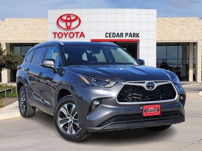 Certified 2025 Toyota Highlander XLE