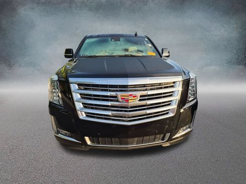 Used 2020 Cadillac Escalade ESV Platinum AWD/4WD image 14