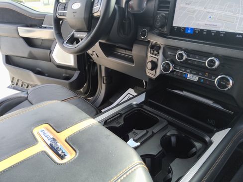 Used 2024 Ford F350 Platinum w/ Tremor Off-Road Package image 31