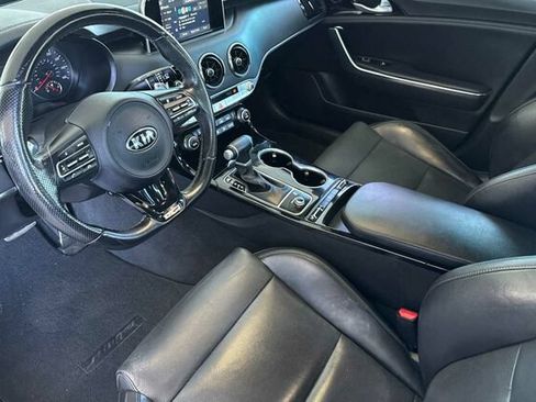 Used 2020 Kia Stinger GT-Line RWD image 10