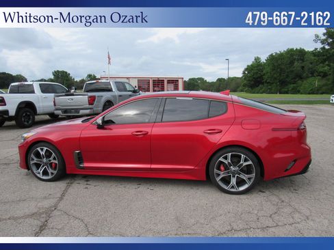 Used 2018 Kia Stinger GT1 RWD image 8