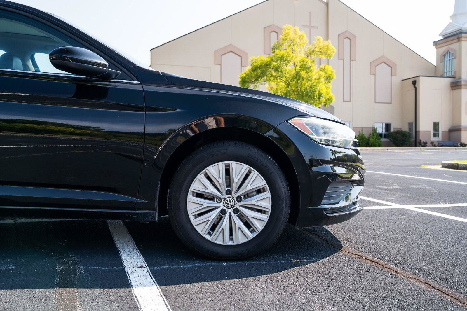 Used 2021 Volkswagen Jetta SE FWD image 12