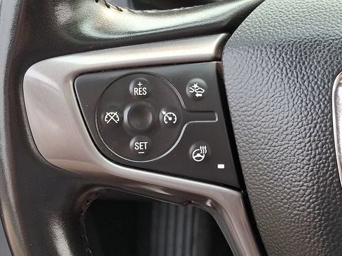 Used 2022 GMC Acadia AT4 w/ Technology Package AWD/4WD image 25