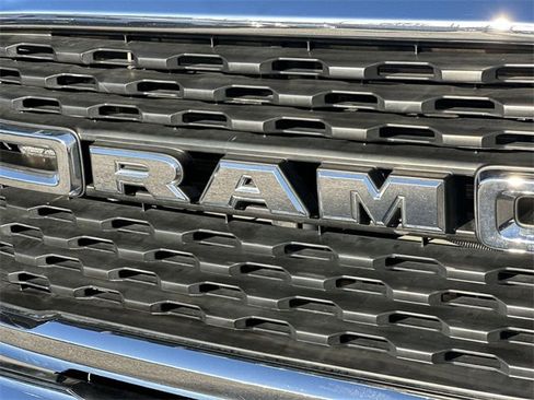 Used 2024 RAM 2500 Big Horn image 29