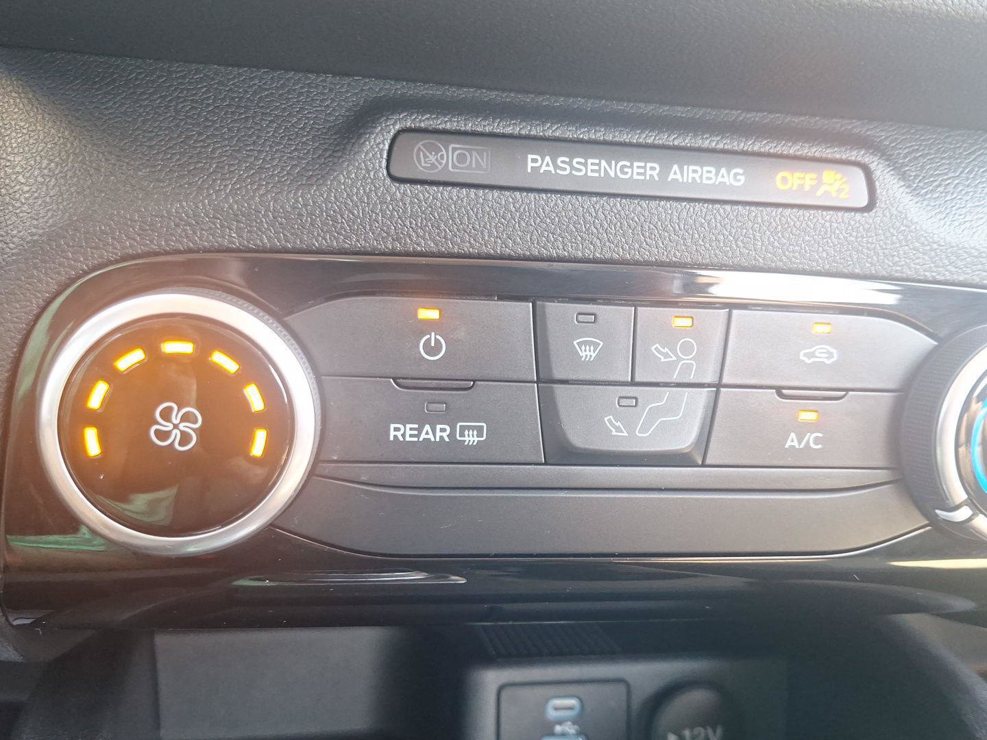 Used 2022 Ford Escape S AWD/4WD image 26