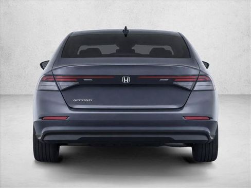 Used 2025 Honda Accord SE image 6