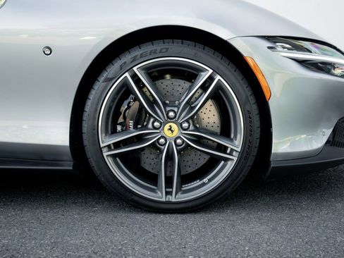 Certified 2024 Ferrari Roma Spider image 10