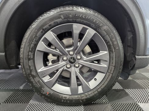 New 2026 Ford Explorer Active w/ Active Comfort Package AWD/4WD image 5